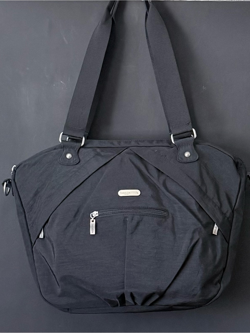 Baggallini Black Shoulder Tote with Front Zip